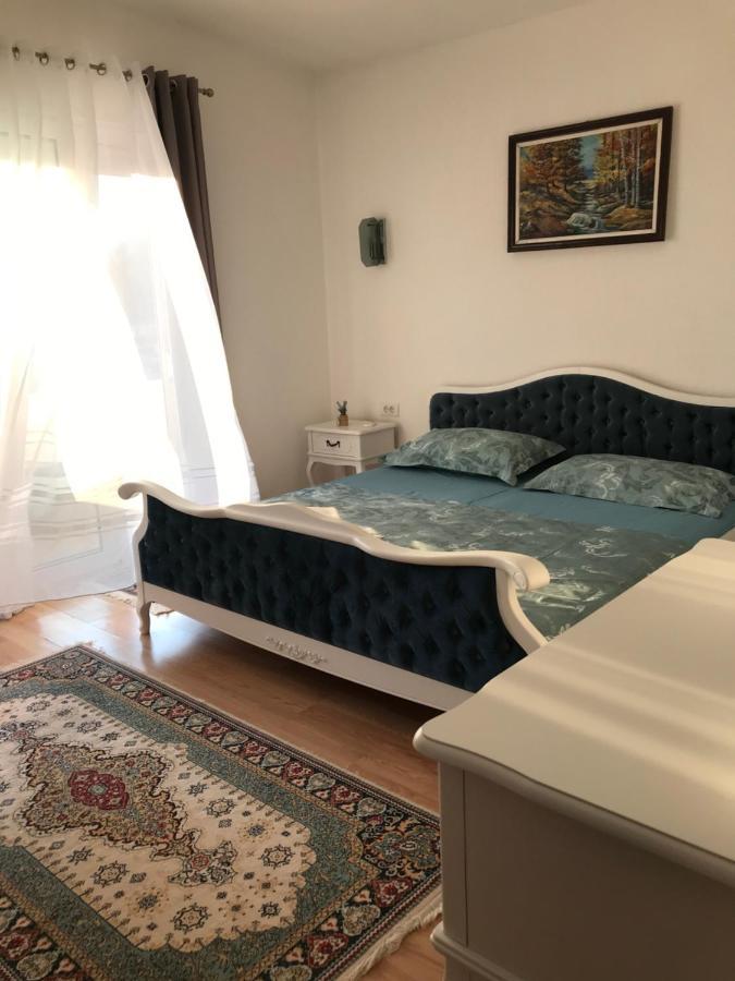 Suka Apartments Ulcinj Luaran gambar
