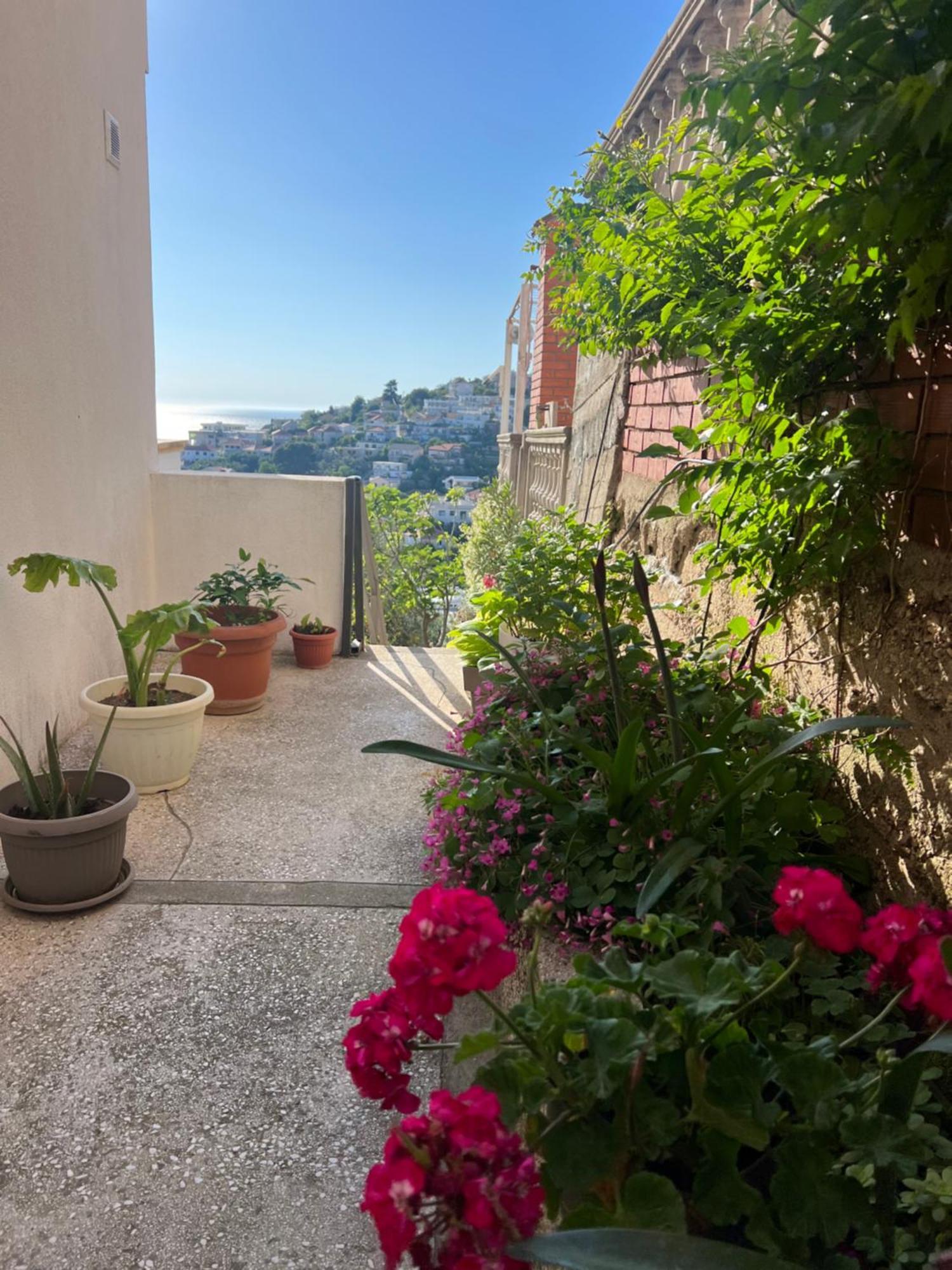 Suka Apartments Ulcinj Luaran gambar